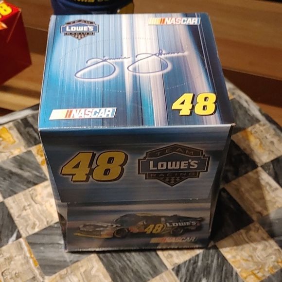 Nascar 7 item Jimmie Johnson collection - Picture 6 of 6